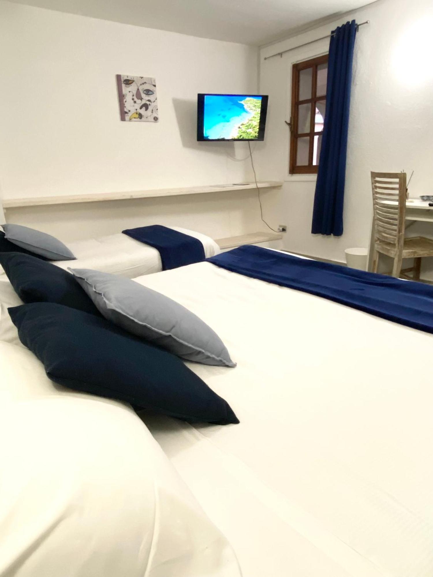 Cala Reale Rooms Marinella مارينيلاّ المظهر الخارجي الصورة