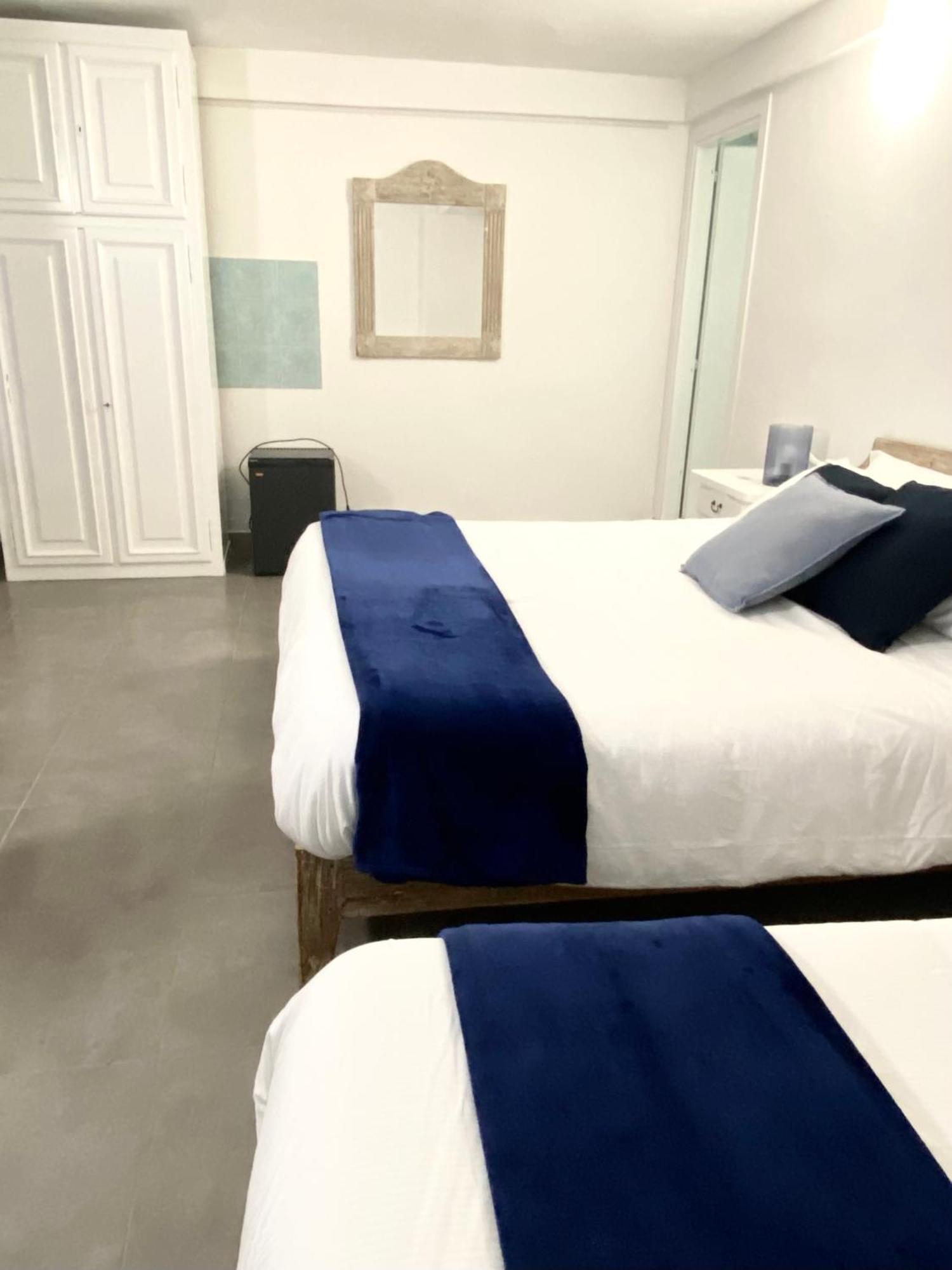 Cala Reale Rooms Marinella مارينيلاّ المظهر الخارجي الصورة